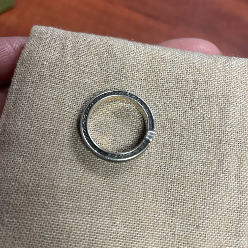 Gucci Logo Silver Ring Size 6 - Picture 8 of 9